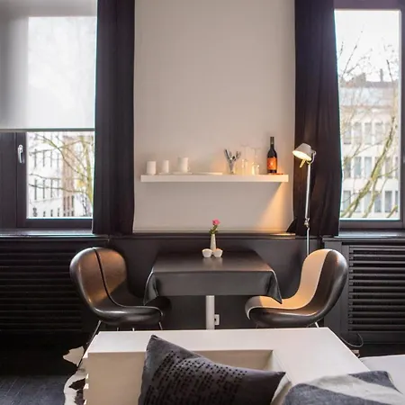 B&B Suites Feek-3